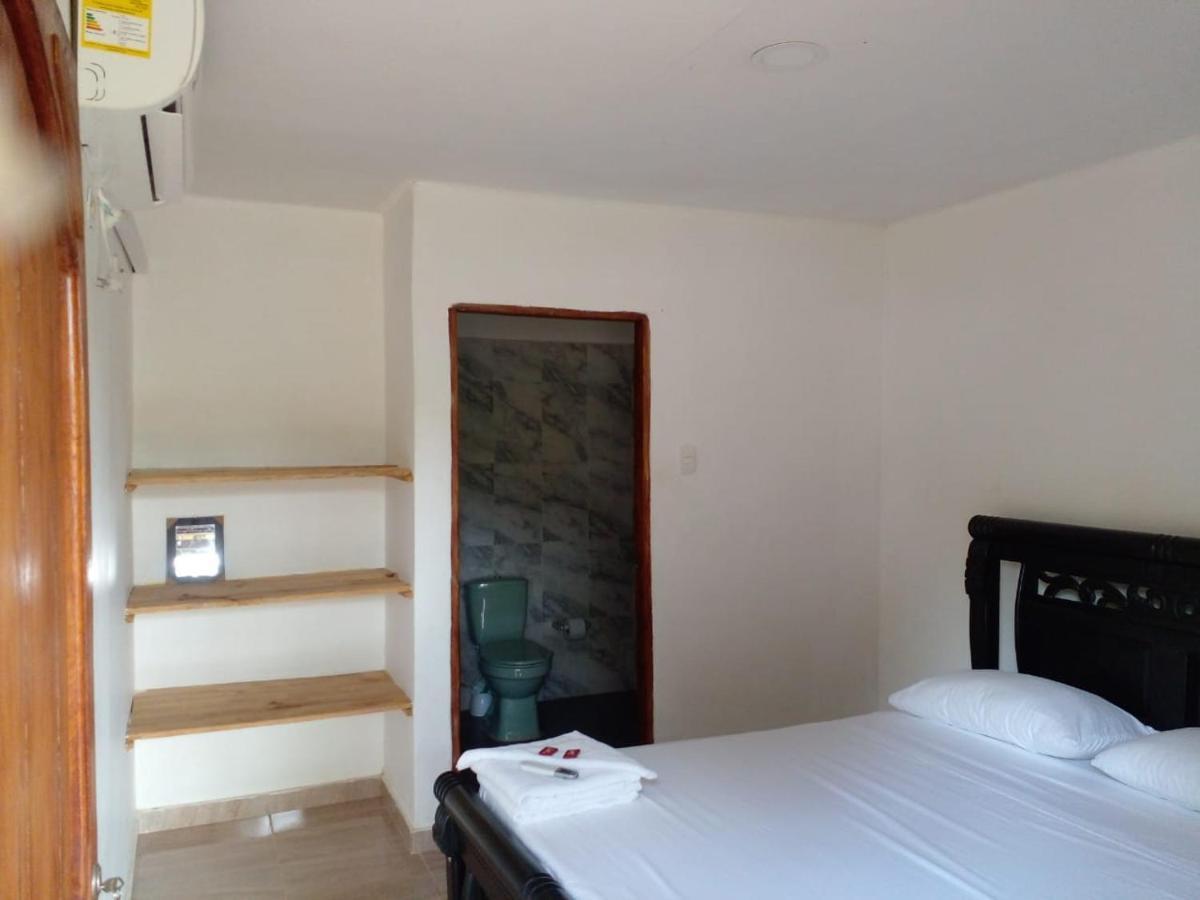 Hostal La Finquita Palomino Dış mekan fotoğraf